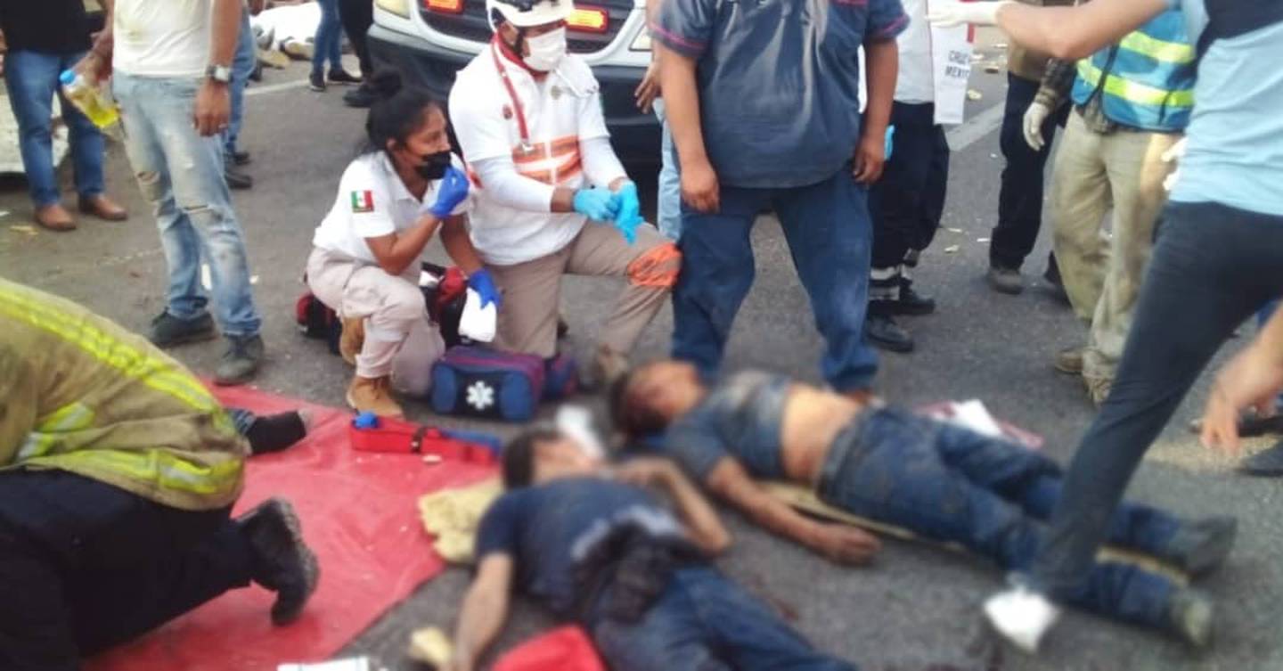 La Cancillería de Ecuador confirmó que dos ecuatorianos están heridos tras accidente de tráiler.