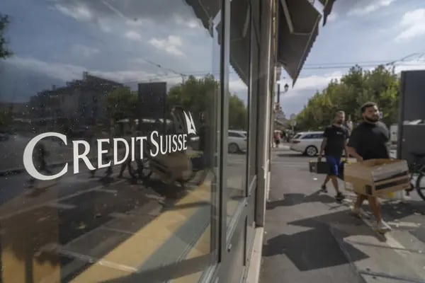 Credit Suisse deve apresentar na última semana de outubro o seu plano de reestruturação diante da crise que atravessa