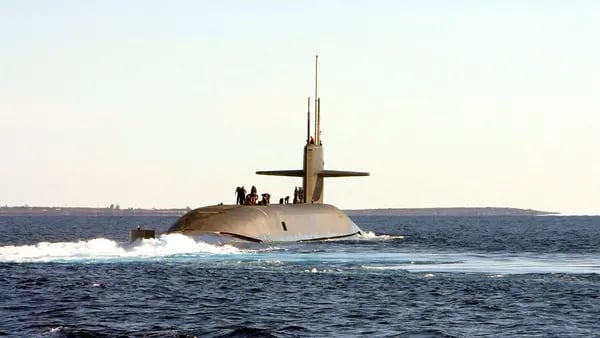 Marina de EE.UU. hará una rara exhibición de submarino nuclear en Corea del Surdfd