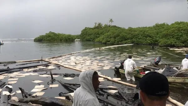 Cuestionan a la Autoridad Marítima de Panamá por derrames y contratosdfd