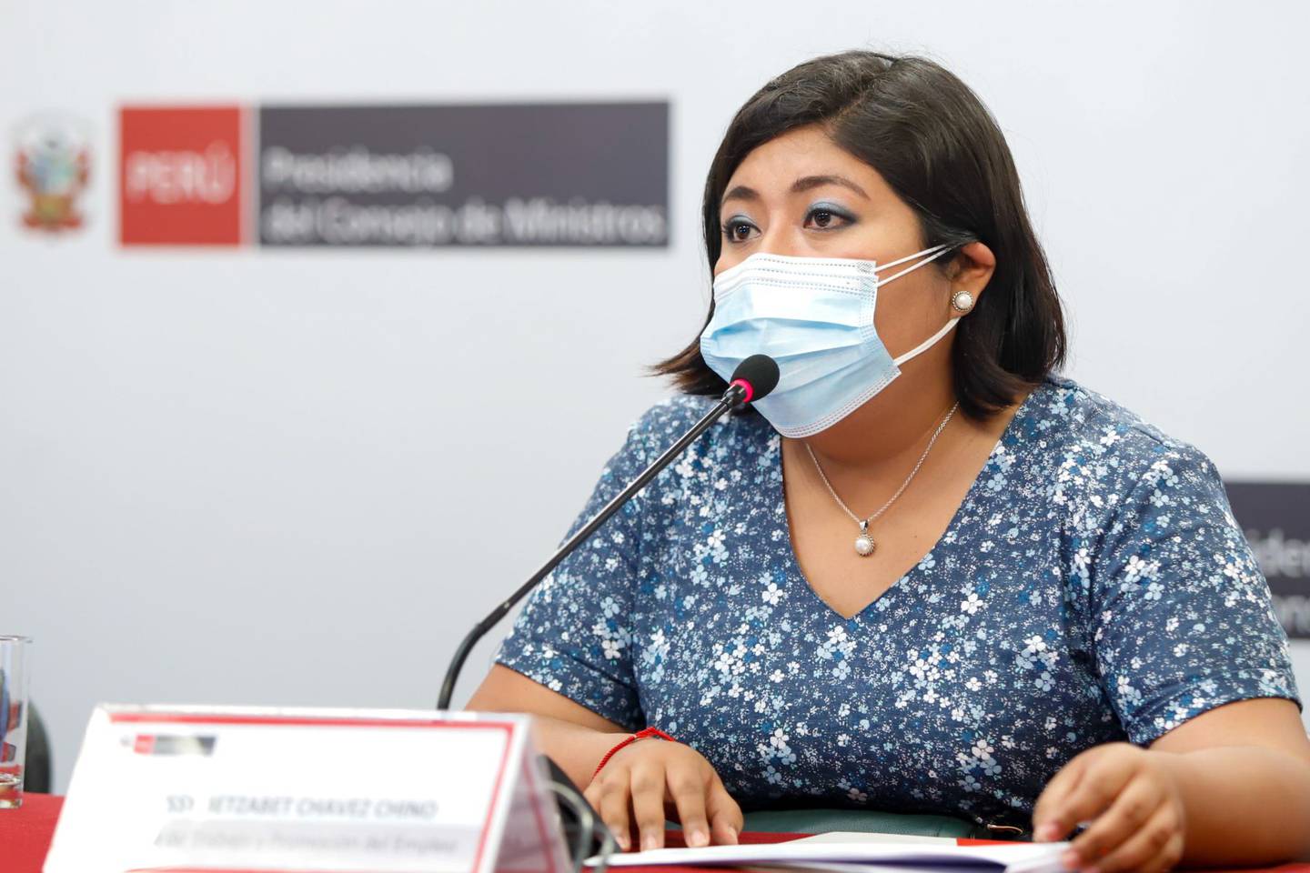 Ministra de Trabajo, Betssy Chávez.dfd