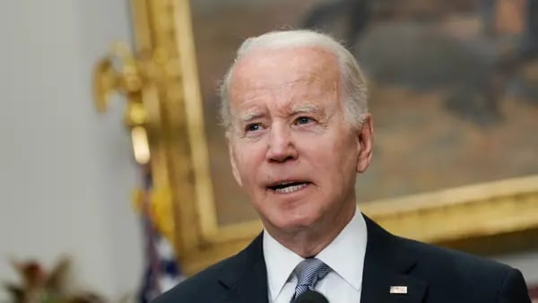 Biden pide US$33.000 millones más para Ucrania, se alista para guerra más largadfd