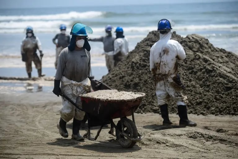Tonga Eruption Gets Blame For Peru Oil Spill 6,800 Miles Away dfd