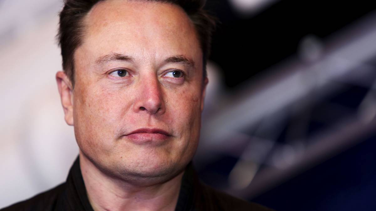 Musk ve potencial para que robot humanoide de Tesla eclipse el negocio de autos