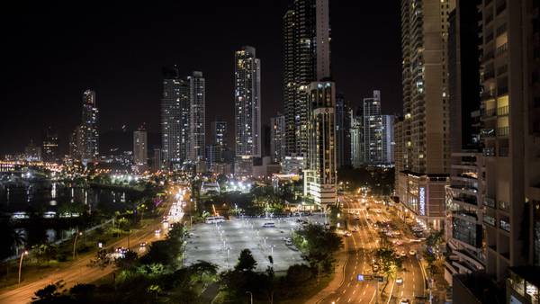 Panamá busca aprovechar mercados globales con venta de bonosdfd