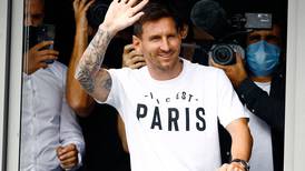 Lionel Messi da positivo de Covid-19 y se aísla en Argentina