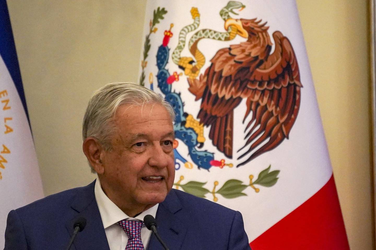 El presidente Andrés Manuel López Obrador dijo que no asistiría a la Cumbre de las Américas en Los Angeles, California.