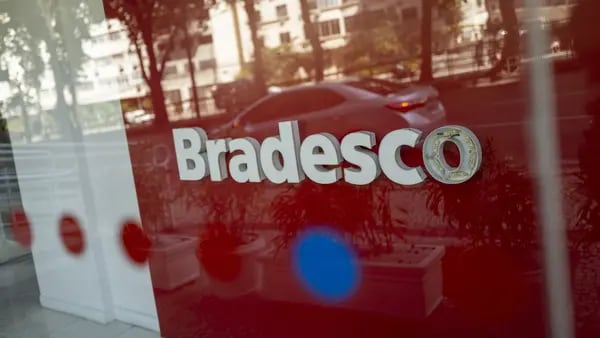 Bradesco apresenta sinais mistos em primeiro resultado trimestral com novo CEOdfd