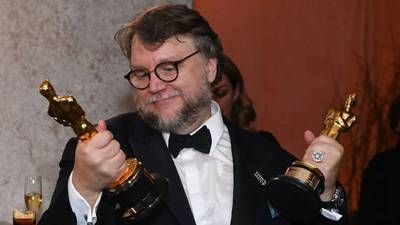 Cinemex en polémica con Guillermo del Toro por la proyección de Pinochodfd