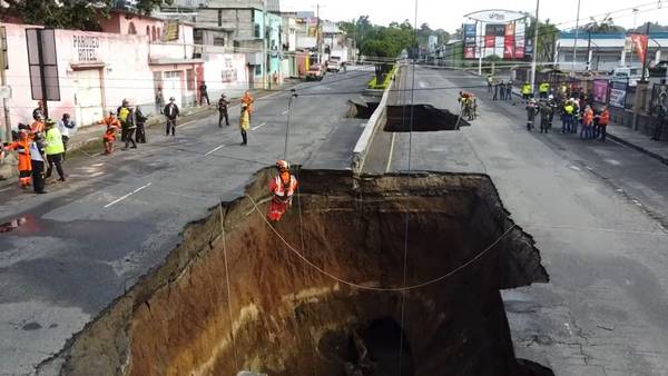 Segundo socavón en Villa Nueva vuelve a provocar impactos humanos y logísticosdfd
