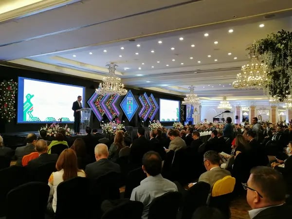 Executives of the Latin American Federation of Banks (FELABAN) are gathered in Guatemala City in an event that brings together around 1,500 bankers from 45 countries, representing 500 banks.