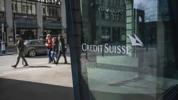 Governo suíço congela bônus do Credit Suisse que seriam pagos a funcionáriosdfd