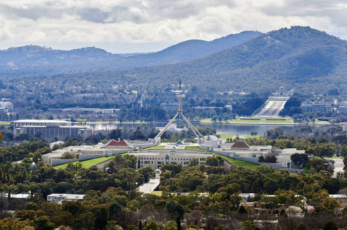 Casa del Parlamento en Canberra, el 28 de agosto. Los diplomáticos chinos han acusado al gobierno australiano de complacer a Washington.
dfd