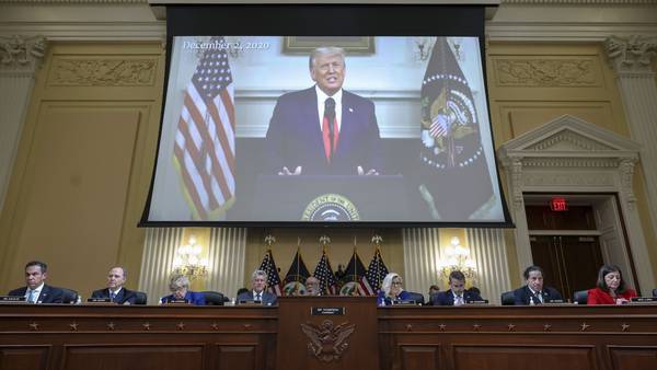 EE.UU.: panel que investiga asalto al Capitolio vota para citar a Donald Trumpdfd