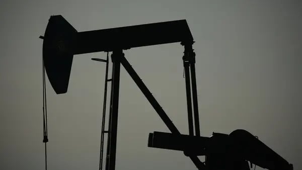 Mezcla mexicana de petróleo cierra este 27 de octubre con ligero repuntedfd
