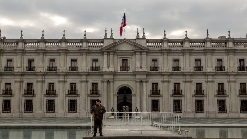 Piñera desplegará Fuerzas Armadas en sur de Chile por violencia