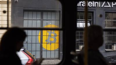 Bitcoin cotiza por debajo de US$20.000 en su cuarto día consecutivo de caídadfd