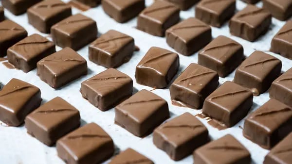 Gigante de chocolates consegue vender mais apesar de preço recorde do cacaudfd