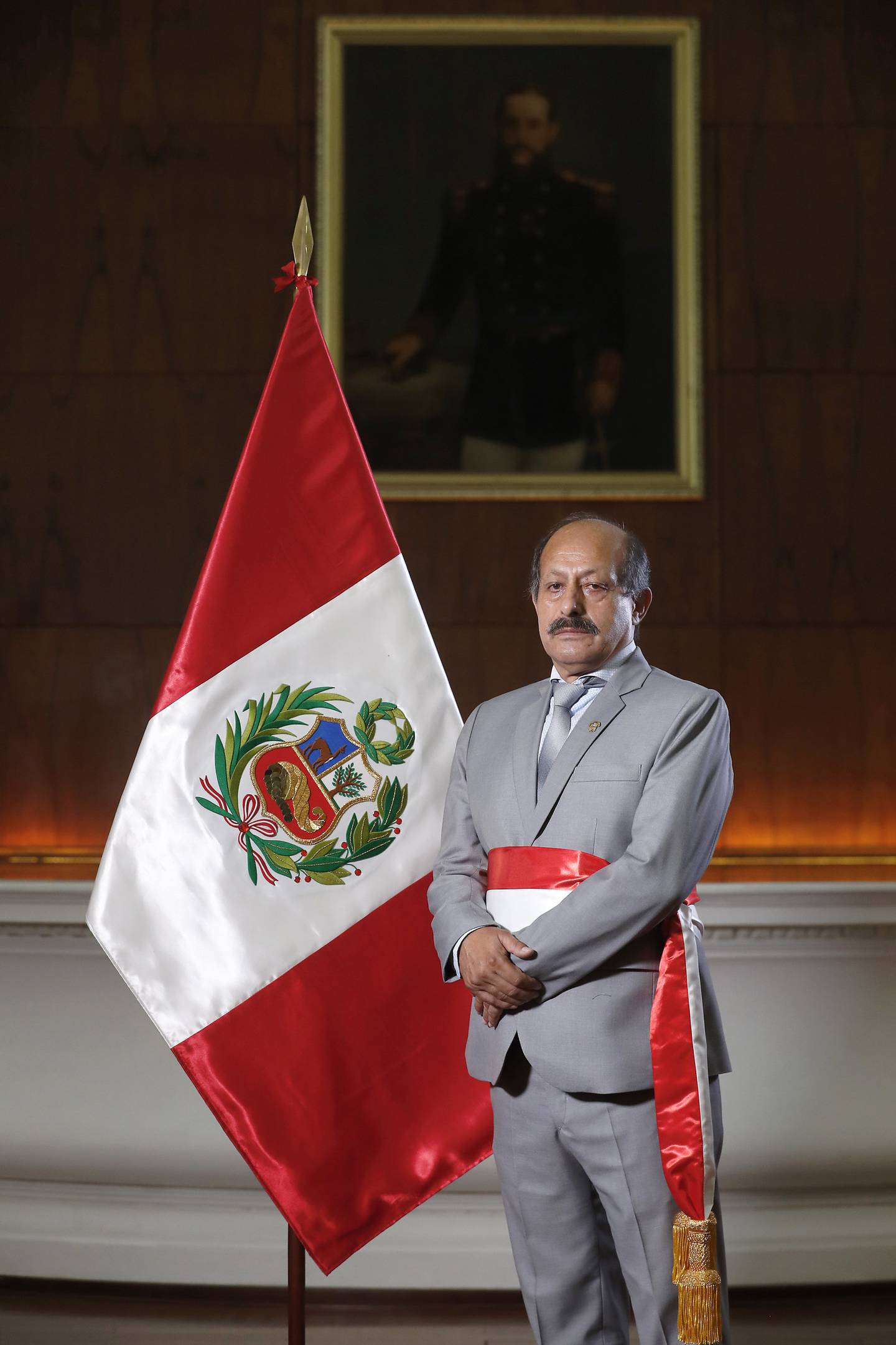 Héctor Valer Pinto, presidente del Consejo de Ministros, asumió el cargo en reemplazo de Mirtha Vásquez.dfd