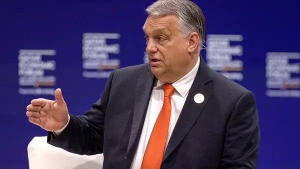 Primer ministro de Hungría dice que Ucrania no puede ganar la guerra contra Rusiadfd