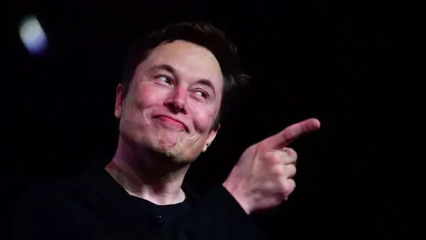 Elon Musk Floats Checkmarks, No Ads for Twitter’s Blue Servicedfd