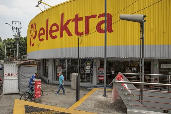 En abril de 2021, Elektra estableció su actual  programa de certificados bursátiles de largo plazo por hasta $20.000 millones.