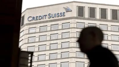 Títulos AT1 do Credit Suisse são negociados a poucos cents por dólar.Fonte: Bloomberg