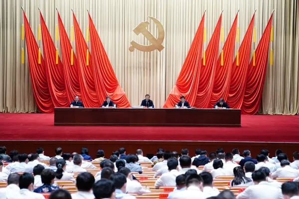 Xi Jinping se dirige a la apertura de una sesión de formación en la Escuela Central del Partido, el 1 de septiembre. Fotógrafo: Getty Images/Xinhua News Agency