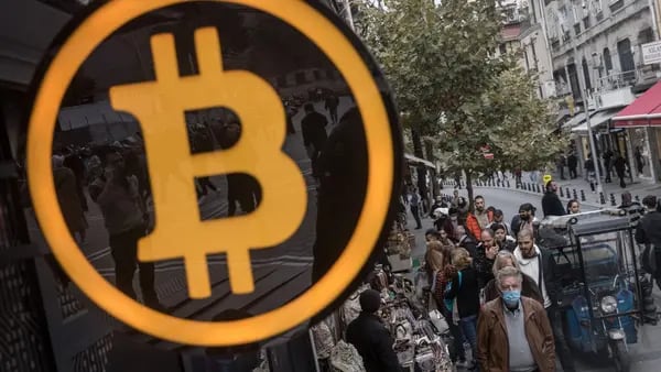ETF de Bitcoin demuestra ser un éxito un mes después de su debutdfd