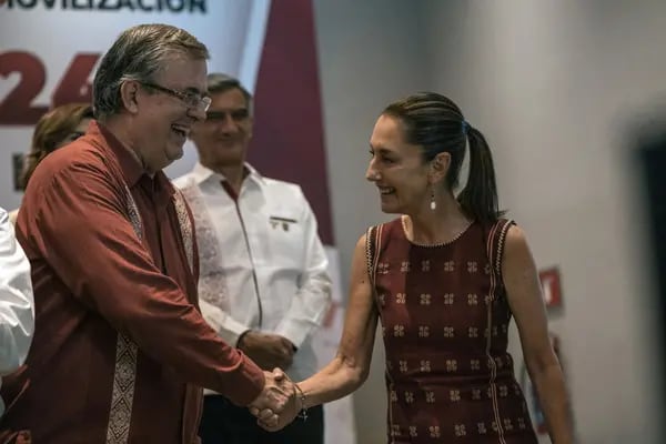 Two of the Morena party's candidates vying for the nomination to fight the 2024 presidential elections: Marcelo Ebrard and Claudia Sheinbaum.