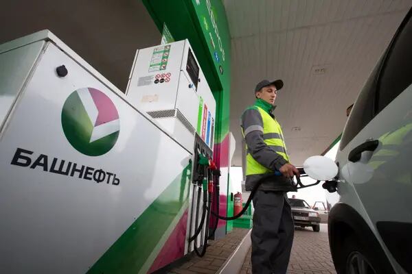 Rusia prohíbe las exportaciones de gasolina y diésel a partir del 21 de septiembredfd