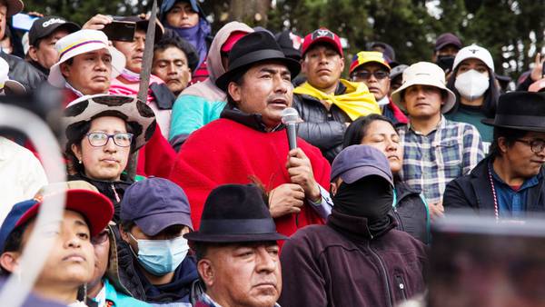 ¿Quién es Leonidas Iza y por qué ha hecho tambalear a dos Gobiernos en Ecuador?dfd