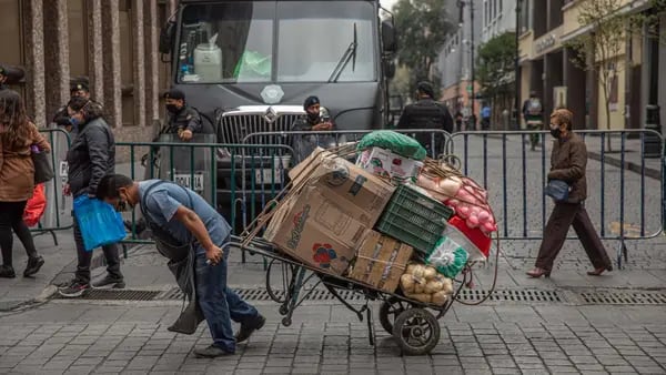 Recuperación en México no alcanza para bajar pobreza laboral a nivel prepandemiadfd