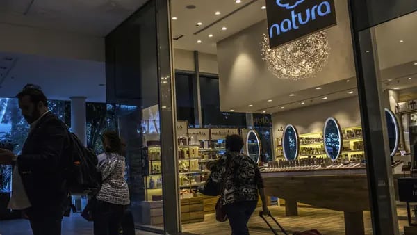 Natura acude a BofA y Morgan Stanley para vender una participación en Aesopdfd