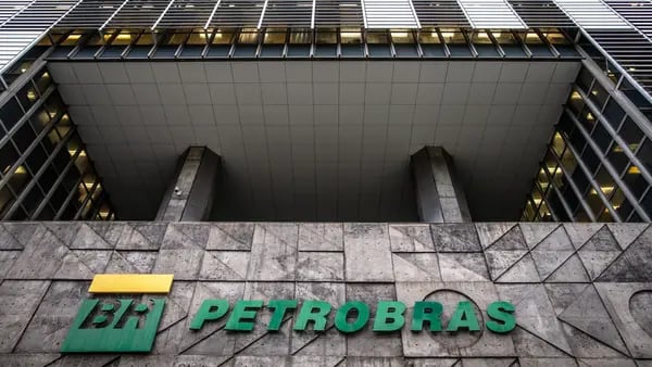 Petrobras eleva su plan de inversiones, con una fuerte apuesta bajo del Gobierno de Luladfd