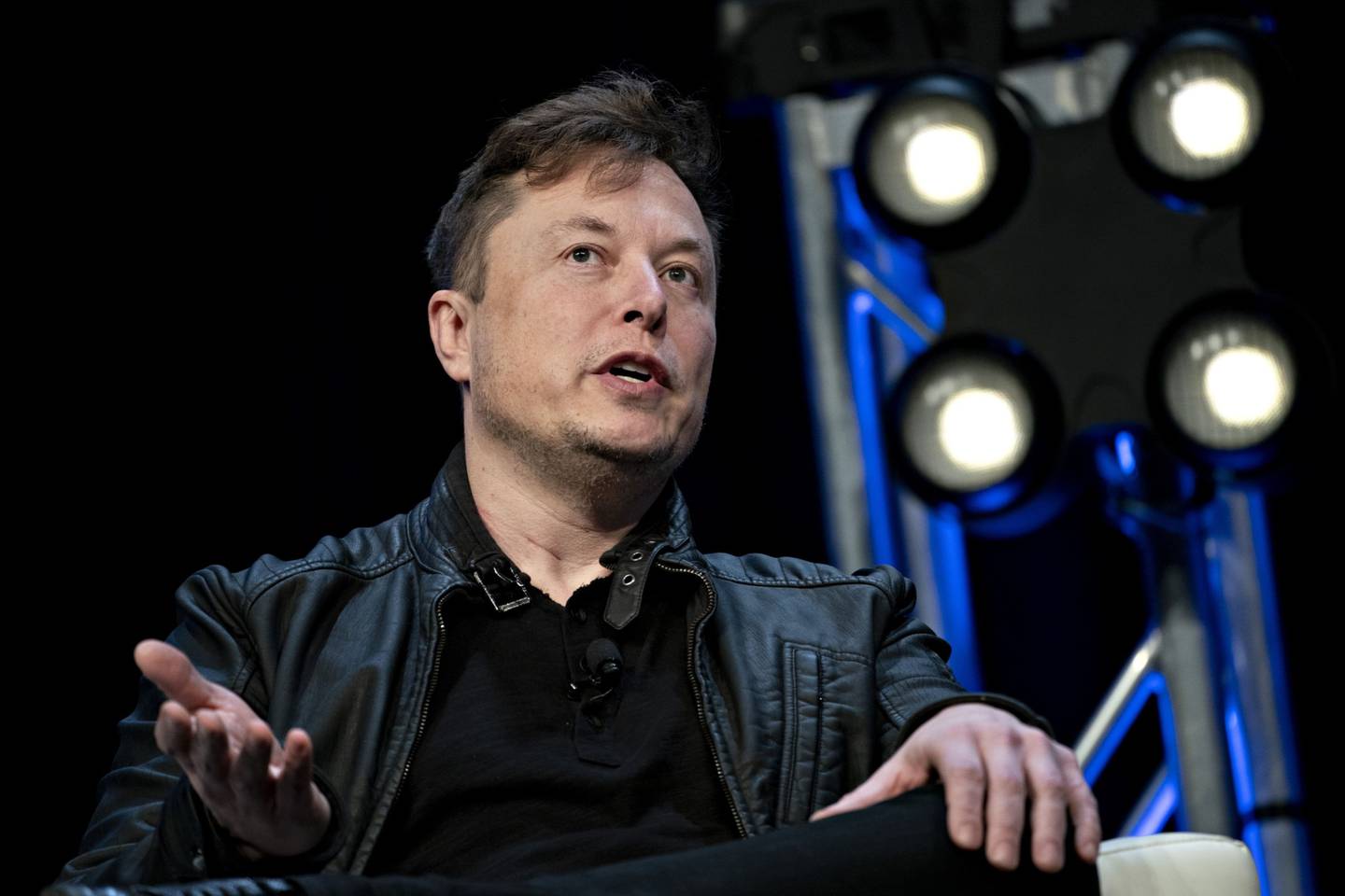 Elon Musk, fundador de SpaceX y CEO de Tesla Inc, habla durante un debate en la Conferencia Satellite 2020 en Washington, D.C., EE.UU., el lunes 9 de marzo de 2020.