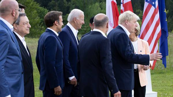 G-7 pedirá a ministros que evalúen un tope para los precios de gas rusodfd