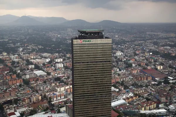 La torre ejecutiva de la petrolera estatal Petróleos Mexicanos (Pemex) en la Ciudad de México.