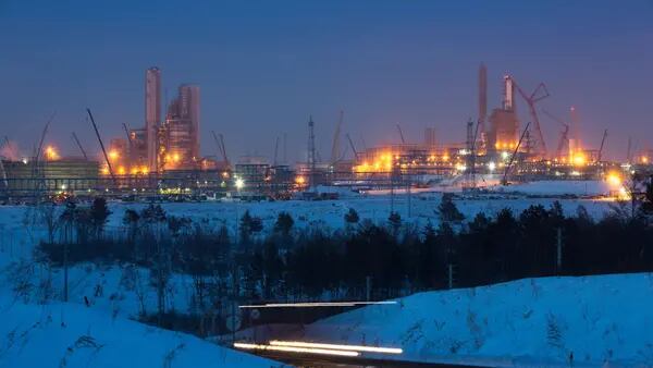 UE puede reducir importación de gas ruso en un tercio en un añodfd