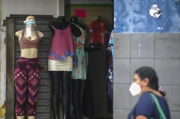La inflación alcanzó nuevos máximos en El Salvador, en junio de 2022.