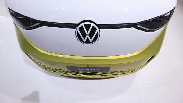 Los nuevos pedidos de vehículos eléctricos de Volkswagen no alcanzan su objetivodfd