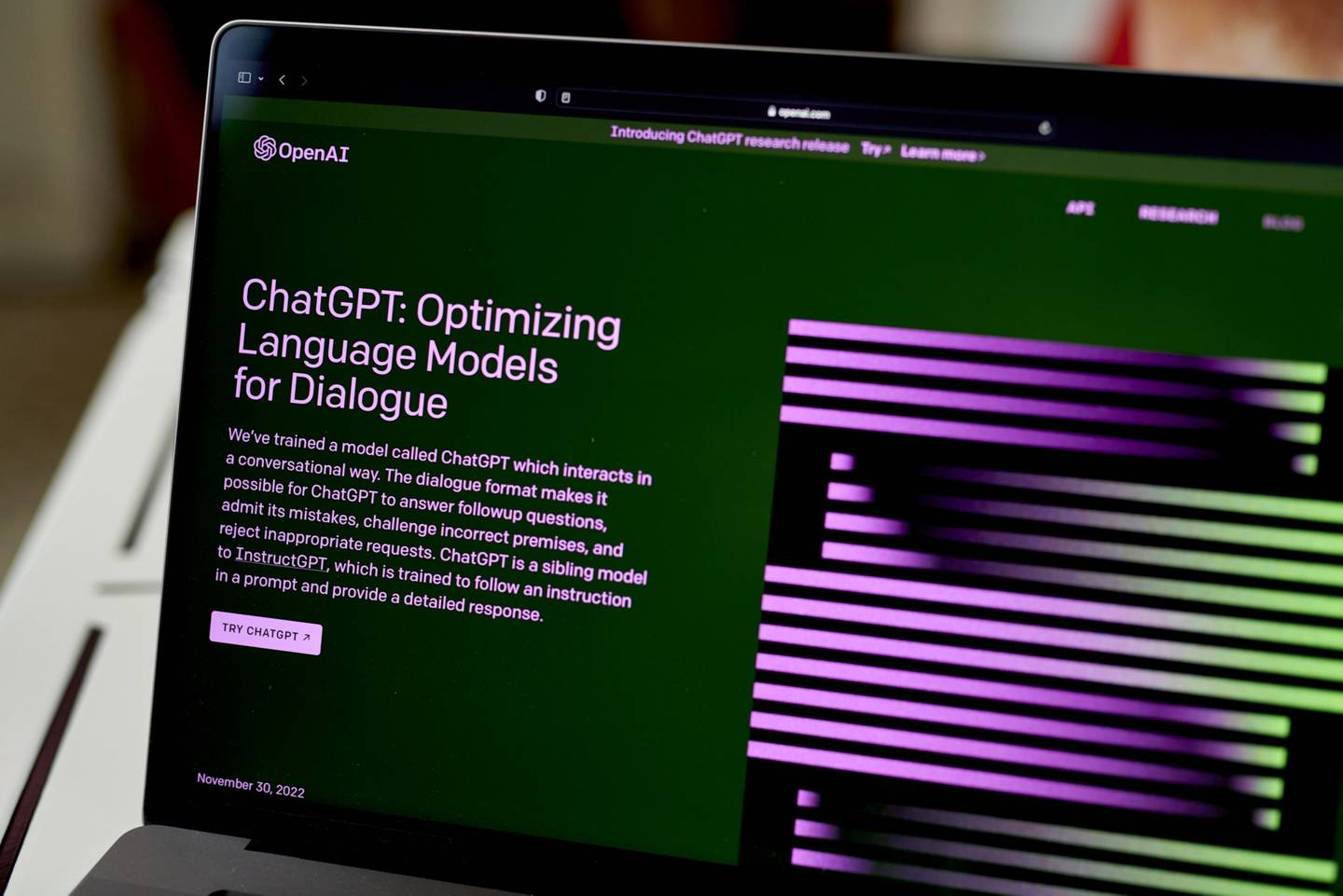 La página sobre el sitio web de OpenAI ChatGPT en un ordenador portátil arreglado en el barrio de Brooklyn de Nueva York, EE.UU., el jueves 12 de enero de 2023.
