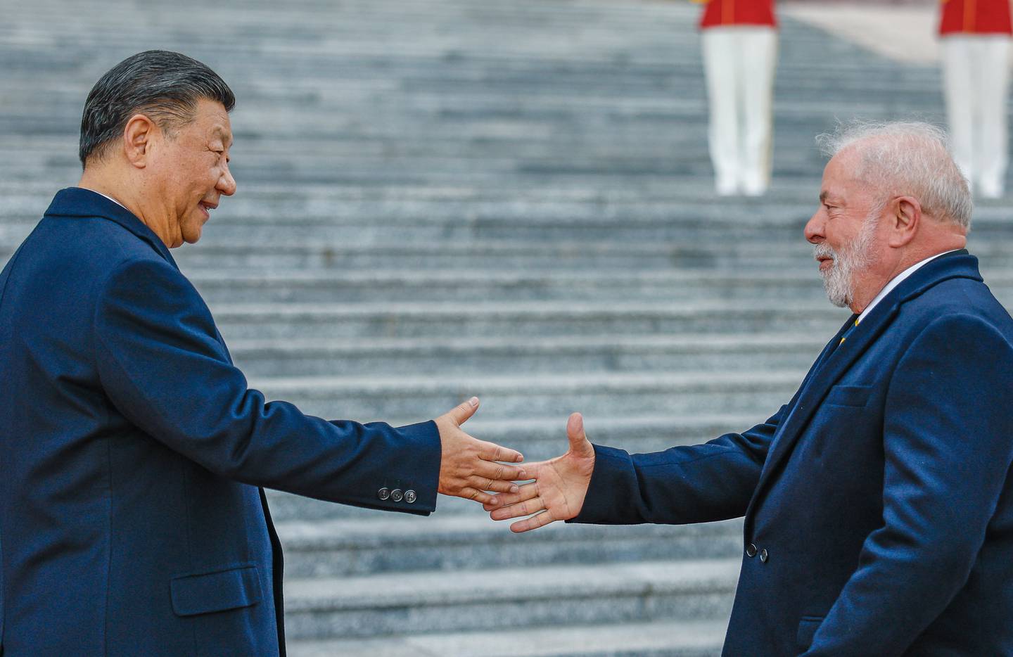 President Xi Jinping (left) welcomes President Luiz Inácio Lula da Silva and at an Official Reception Ceremony.