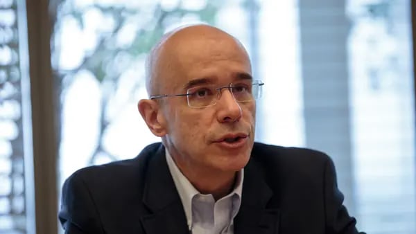 CEO de gran cadena minorista de Brasil renuncia tras “inconsistencia” contabledfd