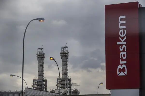 A Novonor, ex-Odebrecht, contratou o Morgan Stanley para vender sua participação de 38,3% na Braskem como parte dos esforços para se recuperar após o escândalo de corrupção no Brasil, enquanto a Petrobras tem 36,1% de uma das maiores petroquímicas do mundo