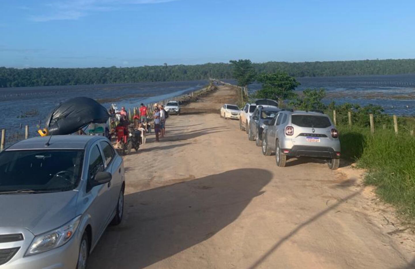 Rio dos Frades transbordou e impede ligação entre Trancoso com parte das praias da regiãodfd
