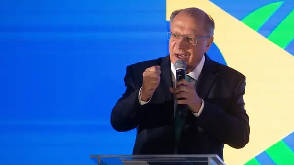 Toyota investirá US$ 2,2 bi no Brasil nos próximos anos, diz Alckmindfd