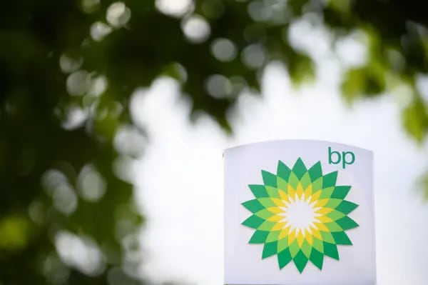 LONDON, ENGLAND - SEPTEMBER 23: The BP company logo is seen outside a petrol station on September 23, 2021 in London, England. BP has announced that its ability to transport fuel from refineries to its branded petrol station forecourts is being impacted by the ongoing shortage of HGV drivers and as a result, it will be rationing deliveries to ensure continuity of supply. (Photo by Leon Neal/Getty Images)