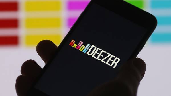 Multimillonario François Pinault y socios comprarán Deezer por US$1.160 millonesdfd