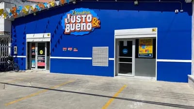 Fundada en 2016, Justo & Bueno pasó de tener apenas 221 tiendas en su primer año de operaciones a 1.525 a inicios del 2021.